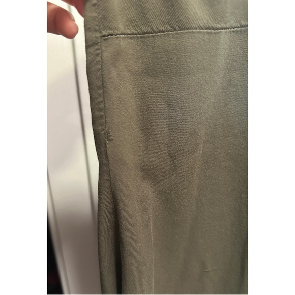 Ava stretch challis cami torrid size 00X olive tank - Picture 4 of 9